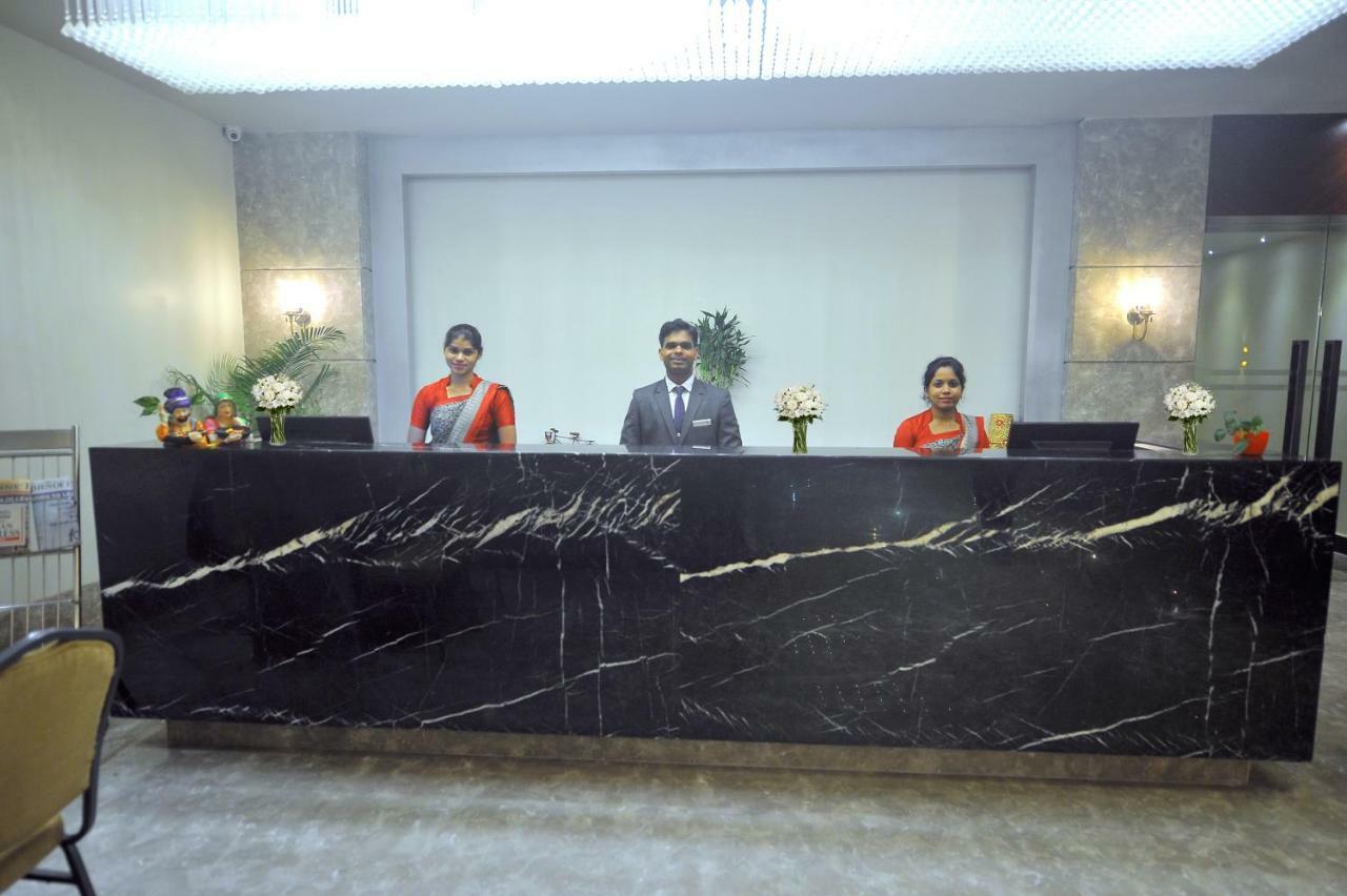 Pipul Padmaja Premium Hotel Bhubaneswar Bagian luar foto